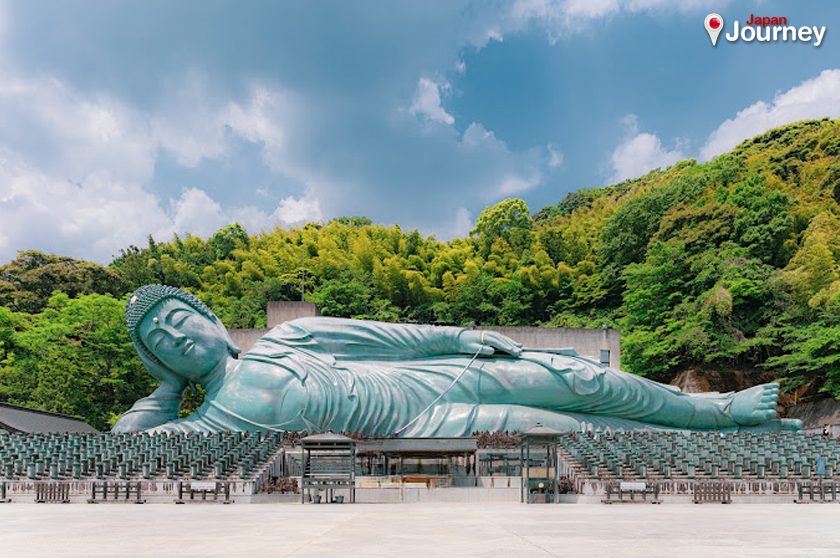 วัดนันโซอิน (Nanzoin Temple)
